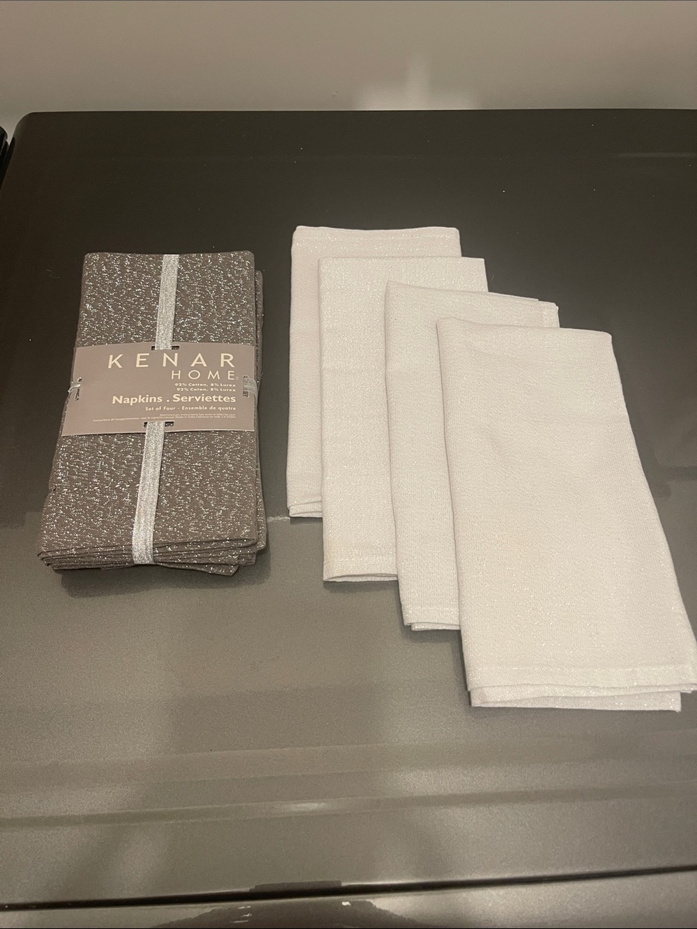Kenar Home & Calvin Klein Napkin Set (4 grey, 4 white) - White and Speckled Gray
